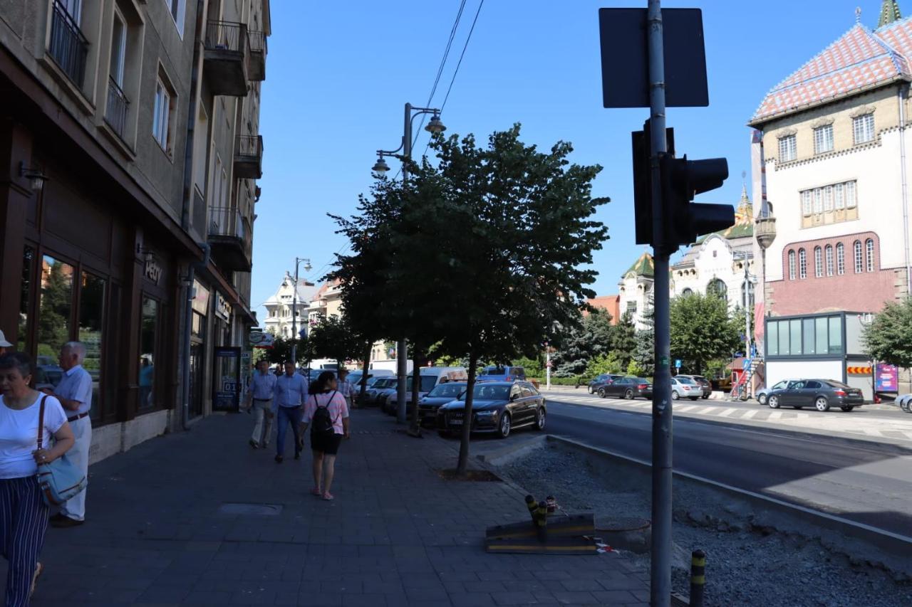 Central Apartment Тиргу-Муреш Екстер'єр фото